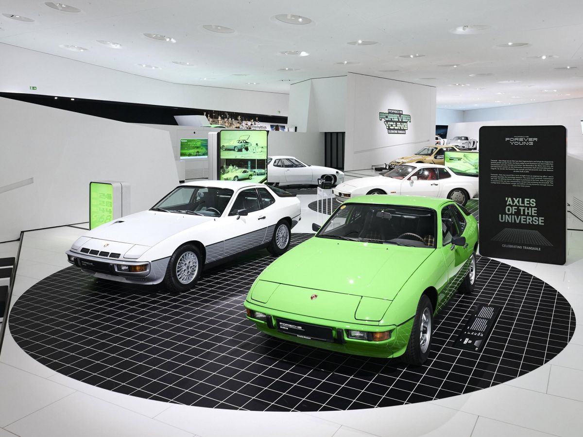 Porsche feiert 50 Jahre Transaxle-Bauweise Porsche feiert 50 Jahre Transaxle-Bauweise© Porsche via Autoren-Union Mobilität