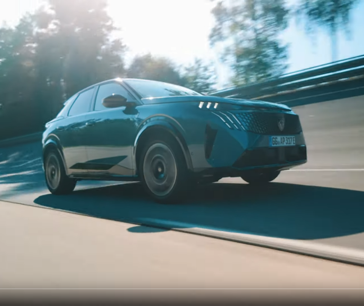 Peugeot E-3008AvD