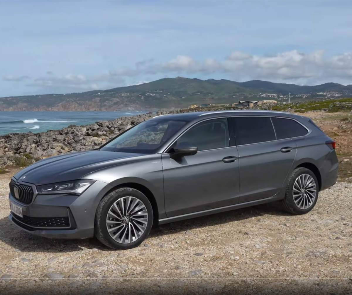 Skoda Superb Combi 2024AvD