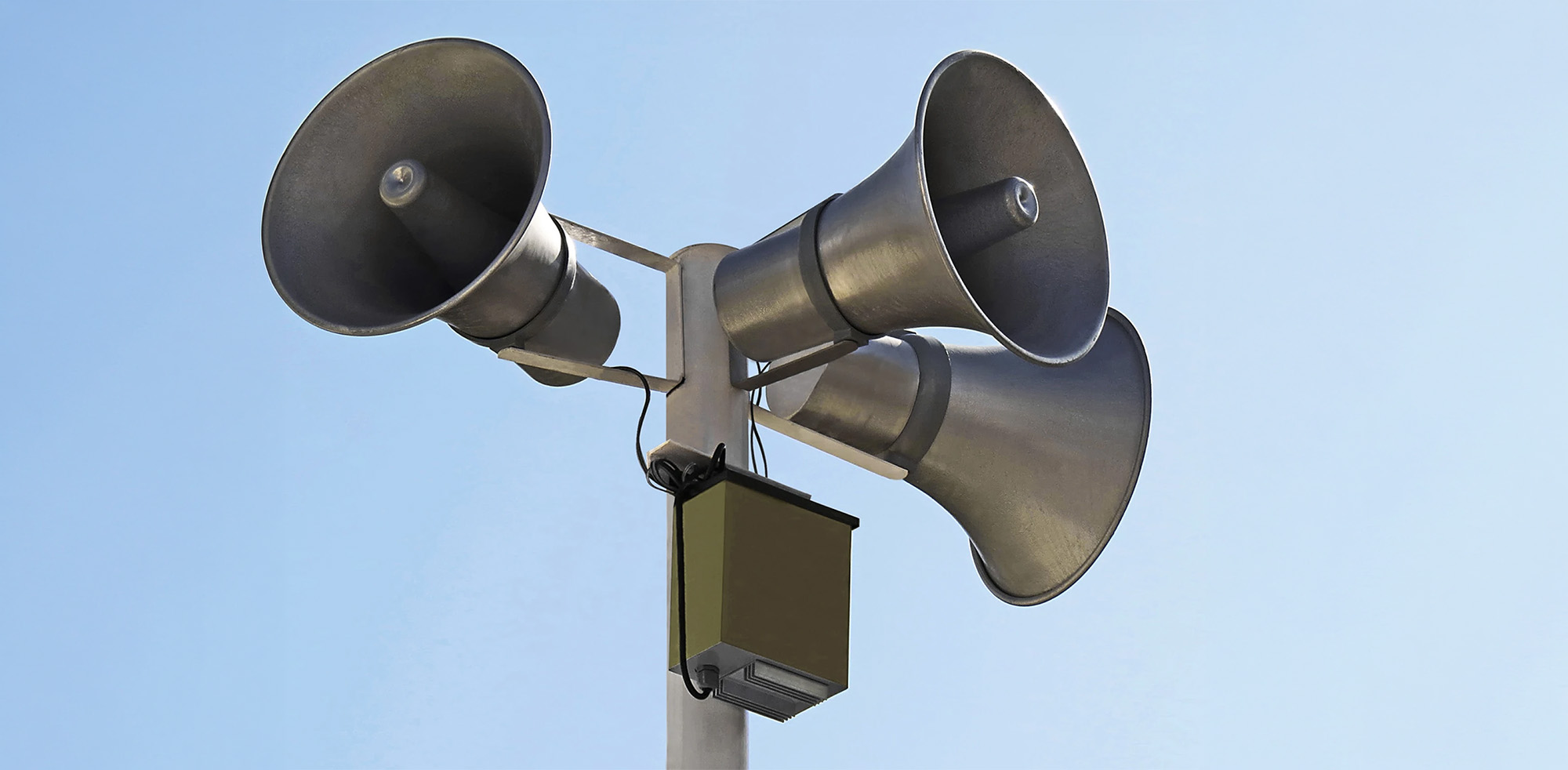 Alarmsirenen AyhanTuranMenekay/Shutterstock