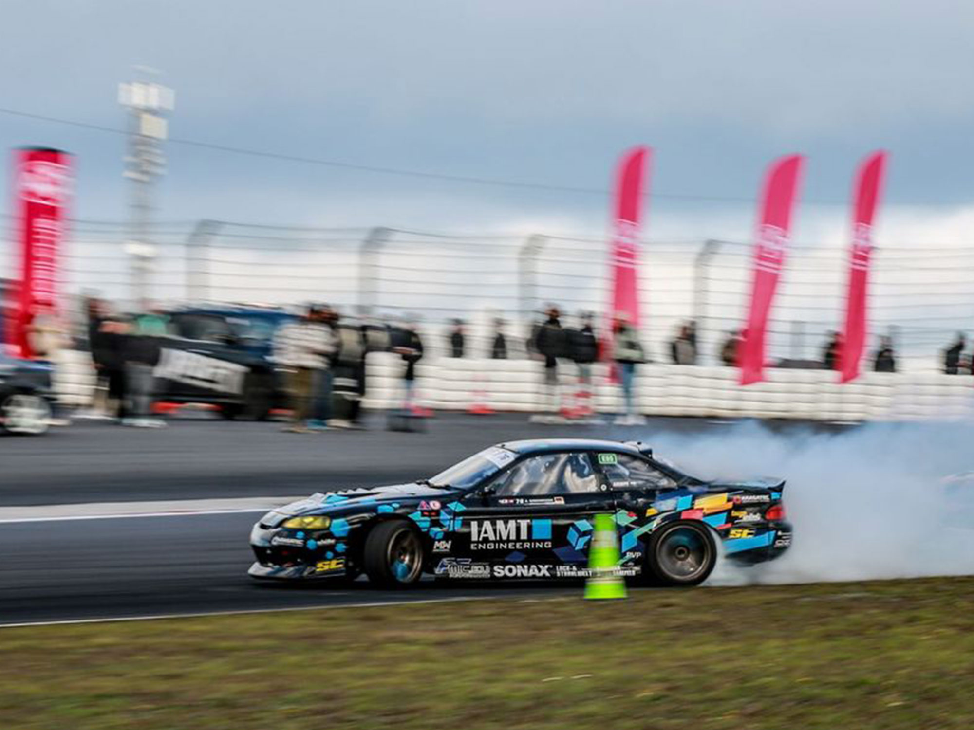 Andy Wischnewski gewinnt Finale der AvD Drift Championship Andy Wischnewski gewinnt Finale der AvD Drift Championship© AvD Drift Championship