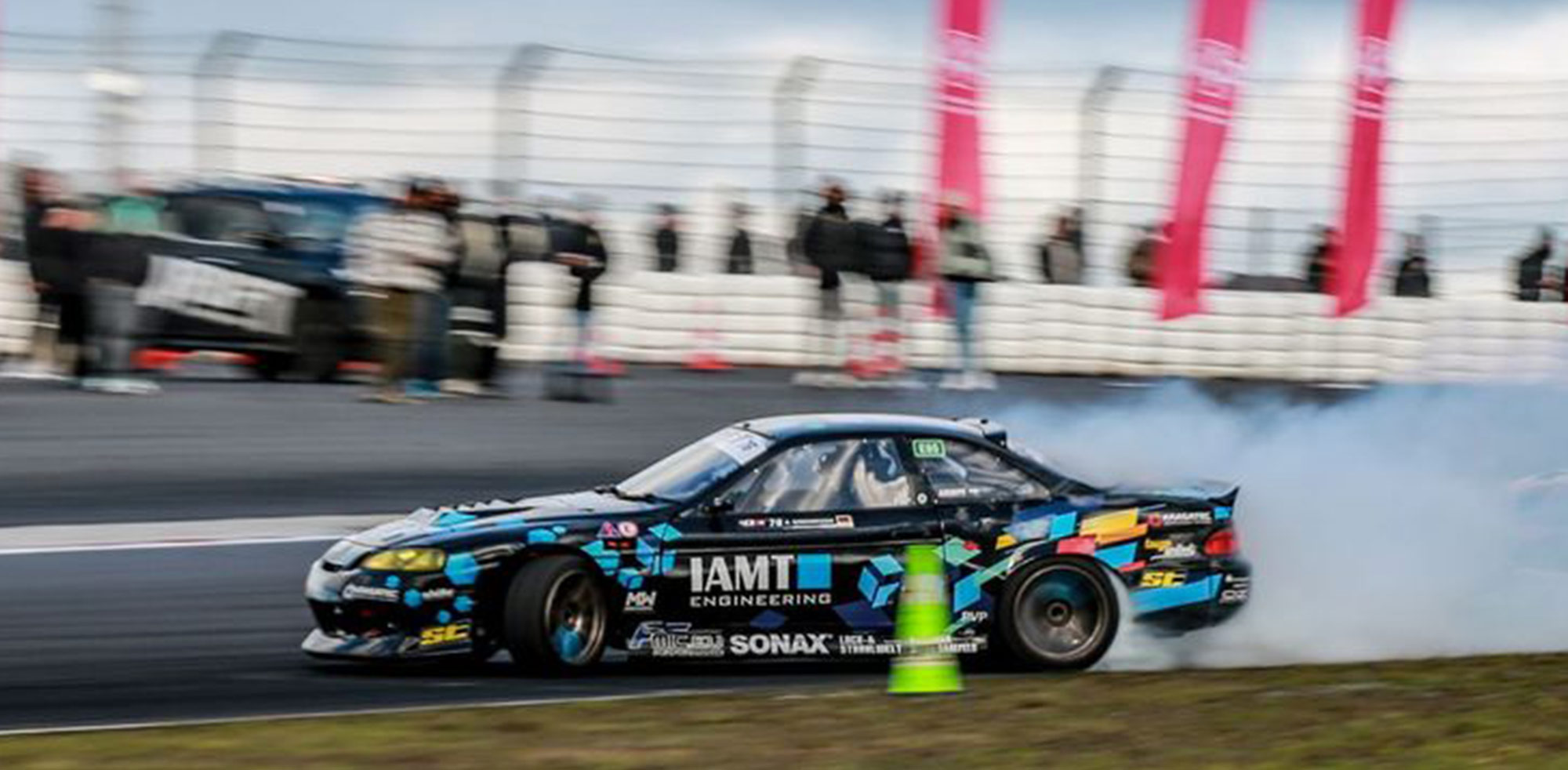 Andy Wischnewski gewinnt Finale der AvD Drift Championship Andy Wischnewski gewinnt Finale der AvD Drift Championship© AvD Drift Championship