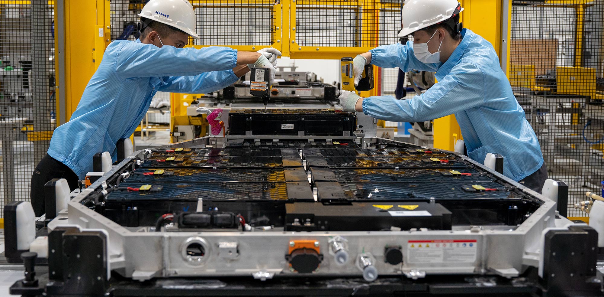 AvD Artikel - Abbildung einer Batterie eines E-AutosCopyright (c) 2022 NamLong Nguyen/Shutterstock. No use without permission. (Photographer)