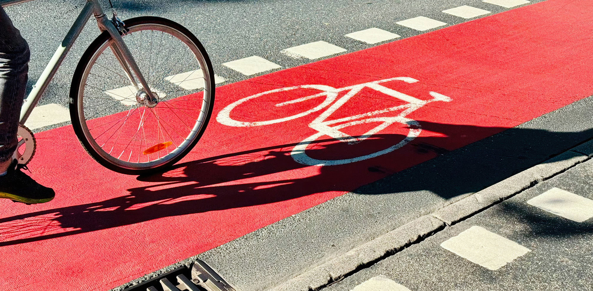Roter Radweg© Jarama / Shutterstock