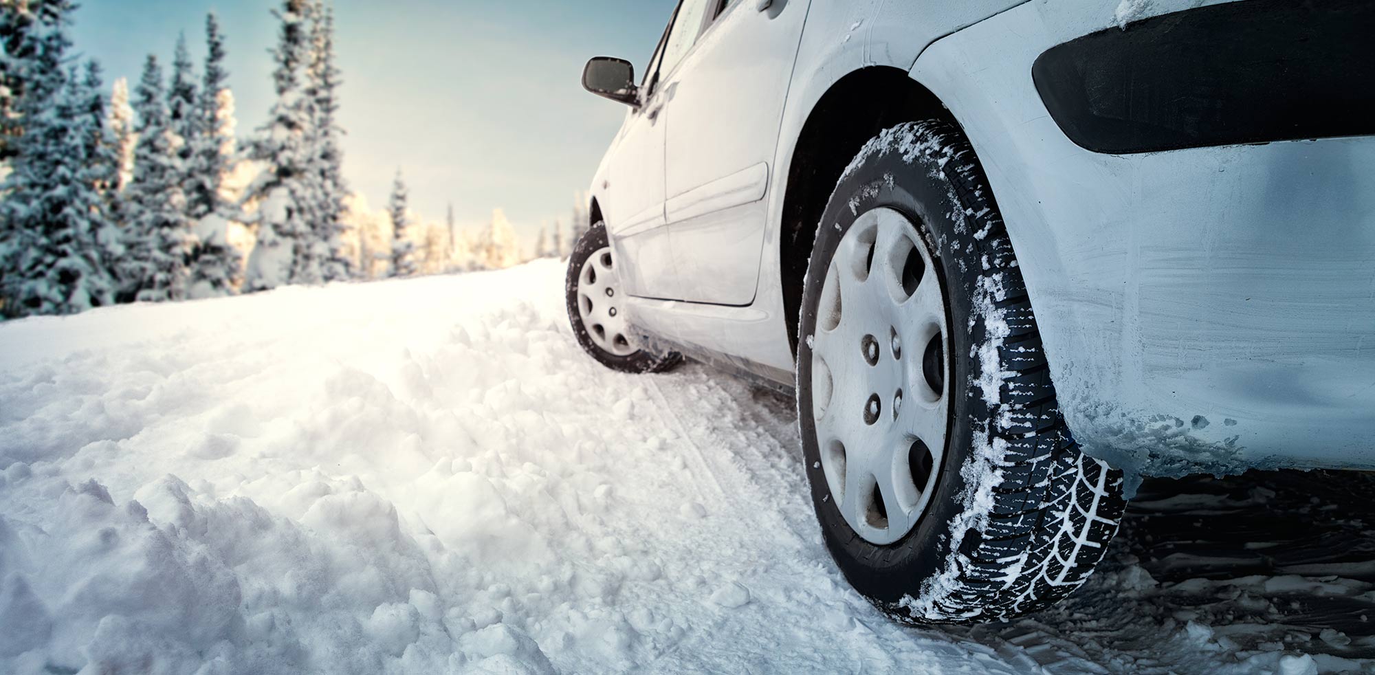 AvD Pressemeldung - So wird das Auto fit für den Winter AvD Pressemeldung - So wird das Auto fit für den WinterCopyright (c) 2019 Cherries/Shutterstock. No use without permission. (Photographer)