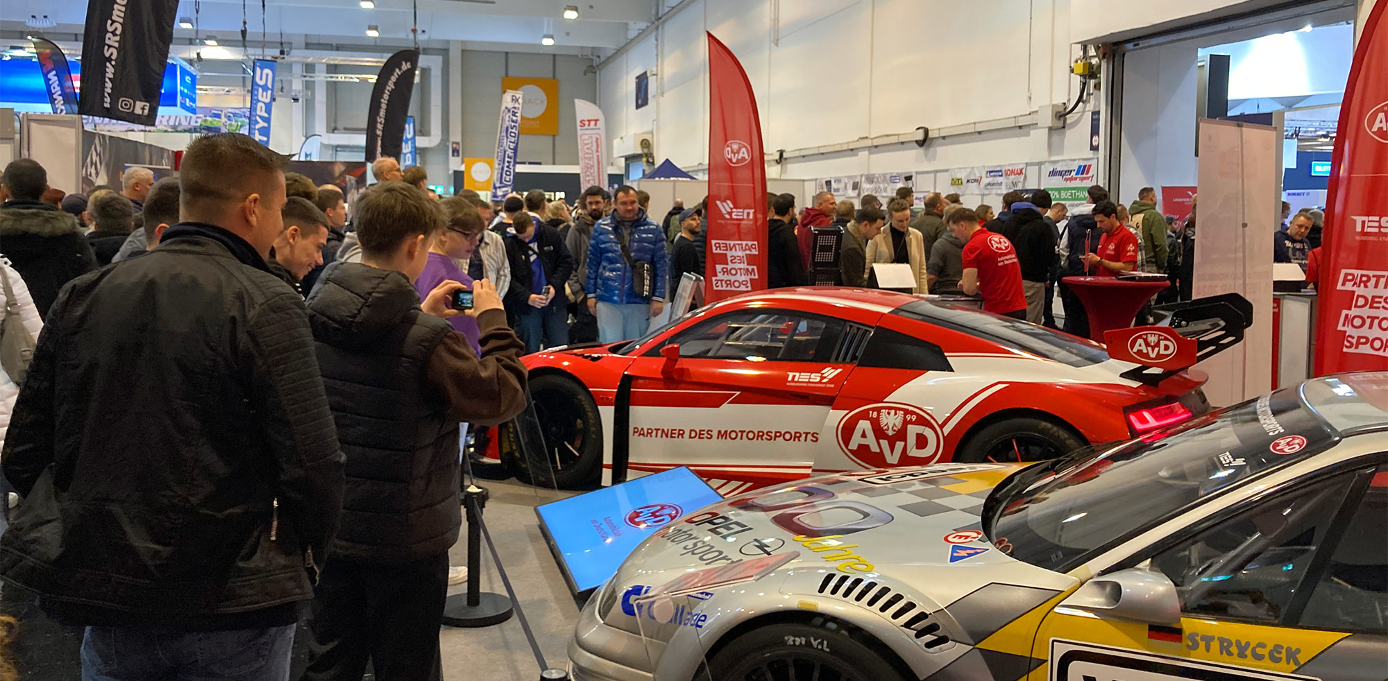 AvD Pressemeldung - AvD mit Motorsport und Klassik auf der Essen Motor Show
