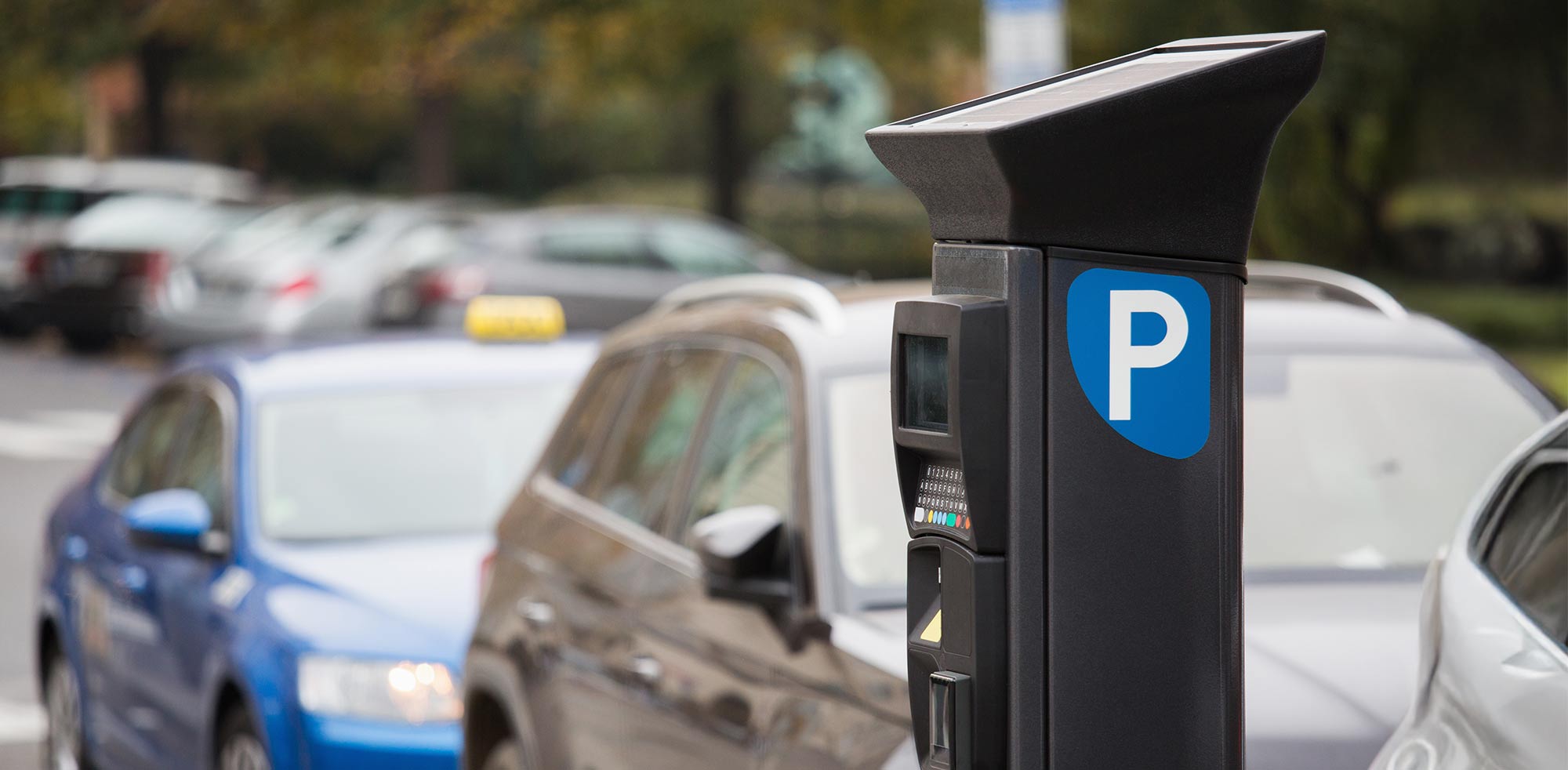 AvD Pressemeldung - AvD wendet sich gegen Erhöhung von ParkgebührenCopyright (c) 2017 Scharfsinn/Shutterstock. No use without permission. (Photographer)
