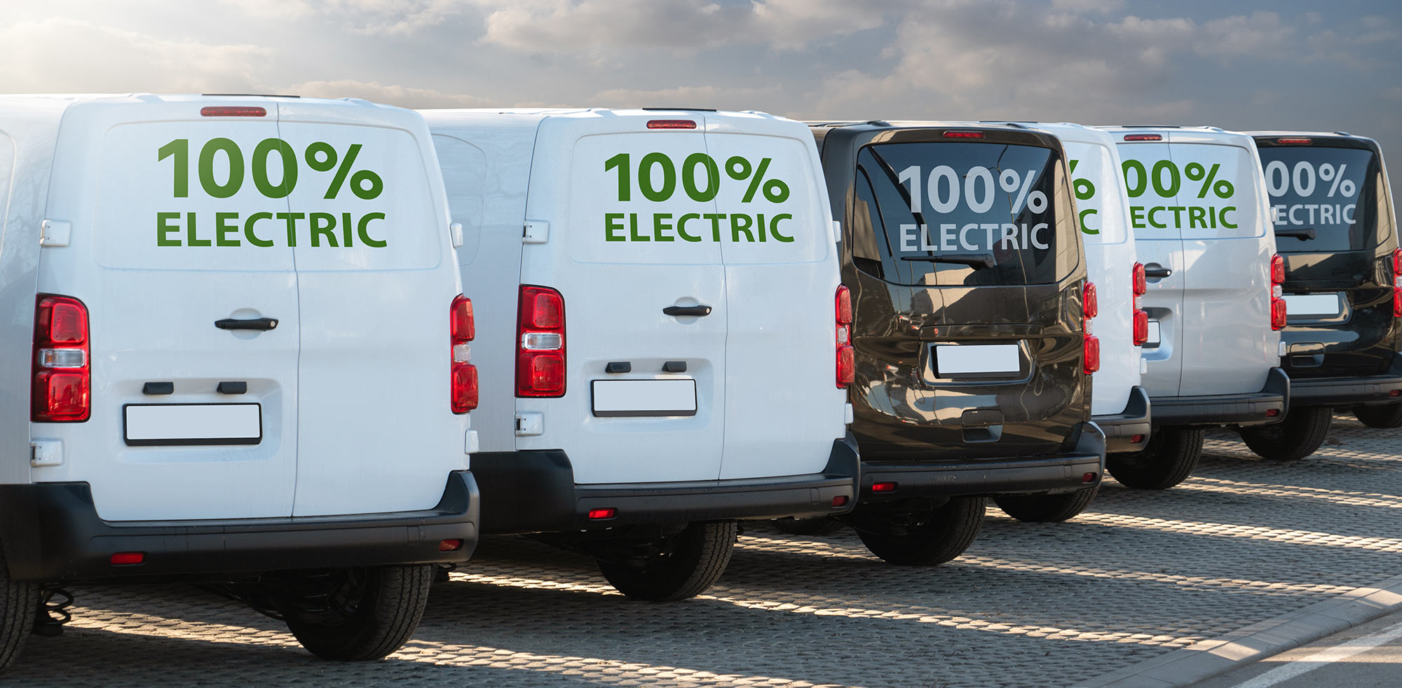 AvD Pressemeldung - AvD ist gegen Pflicht von E-Autos in Flotten AvD Pressemeldung - AvD ist gegen Pflicht von E-Autos in FlottenCopyright (c) 2021 Scharfsinn/Shutterstock. No use without permission. (Photographer)