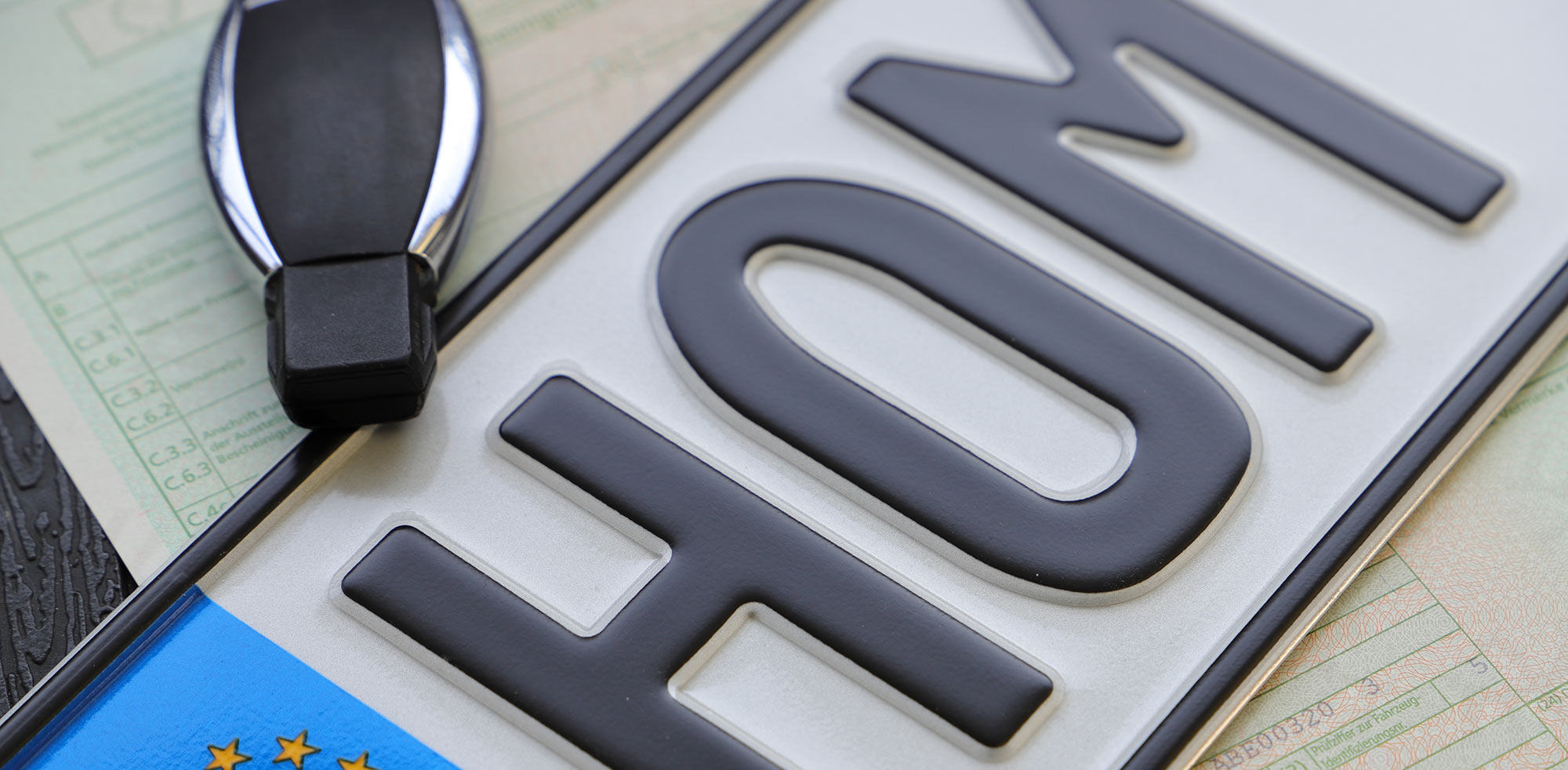 AvD Pressemeldung - AvD unterstützt Wunsch nach eigenem AutokennzeichenCopyright (c) 2024 mahc/Shutterstock. No use without permission. (Photographer)