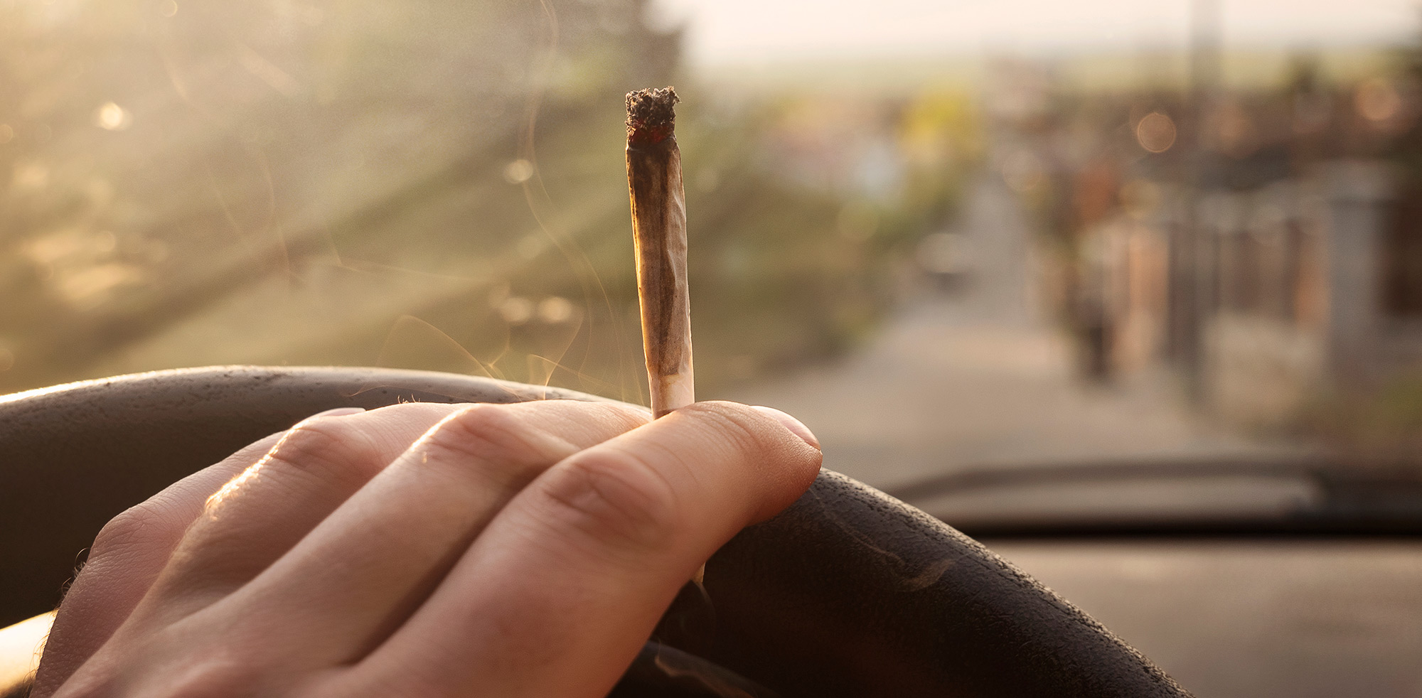 AvD Pressemeldung - AvD begrüßt Cannabis-Grenzwert als Steigerung der Verkehrssicherheit AvD Pressemeldung - AvD begrüßt Cannabis-Grenzwert als Steigerung der VerkehrssicherheitCopyright (c) 2019 Smarteless/Shutterstock. No use without permission. (Photographer)