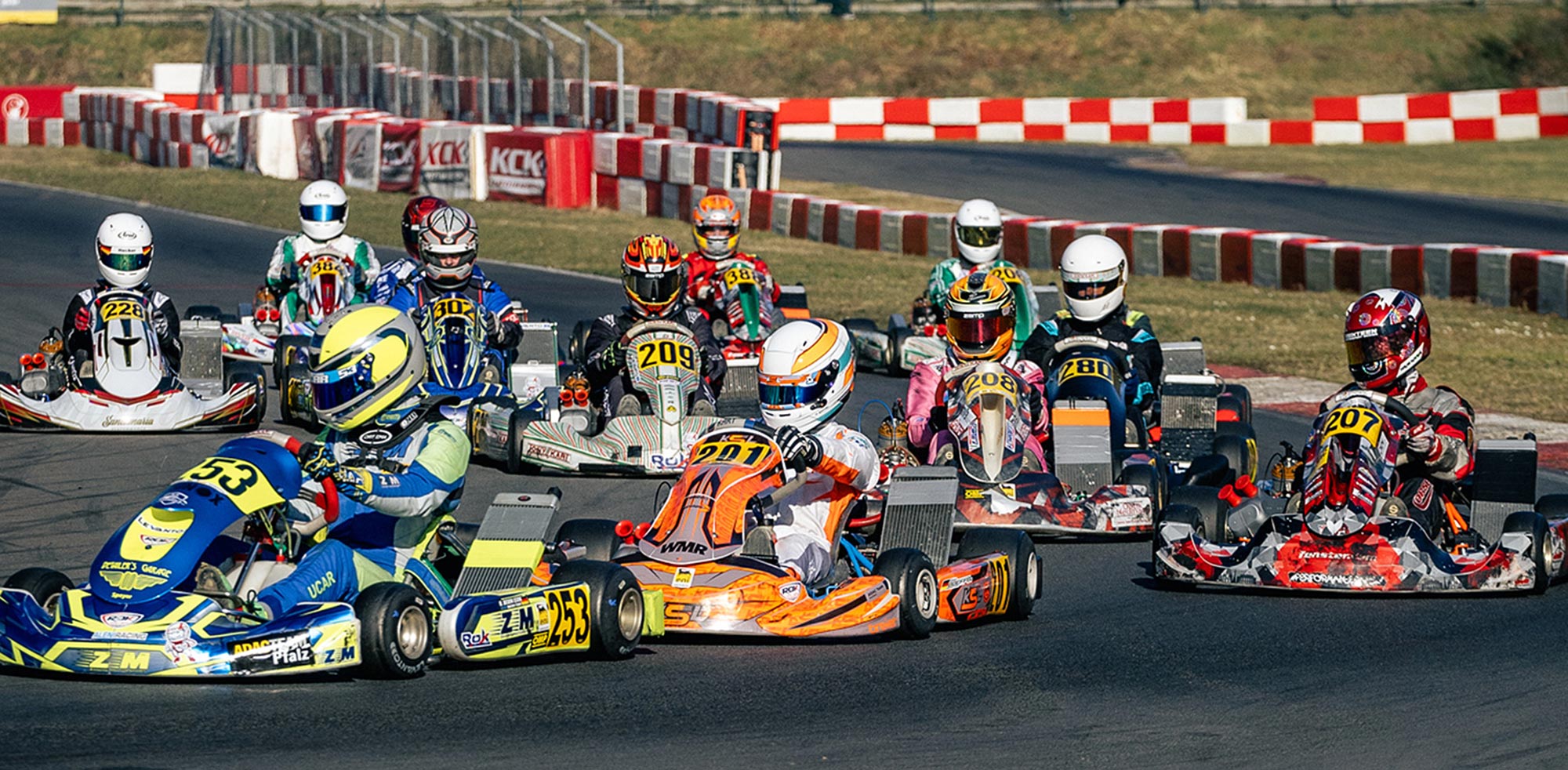 AvD Pressemeldung - Gelungener Auftakt der AvD-ACV German Karting Series PRO
