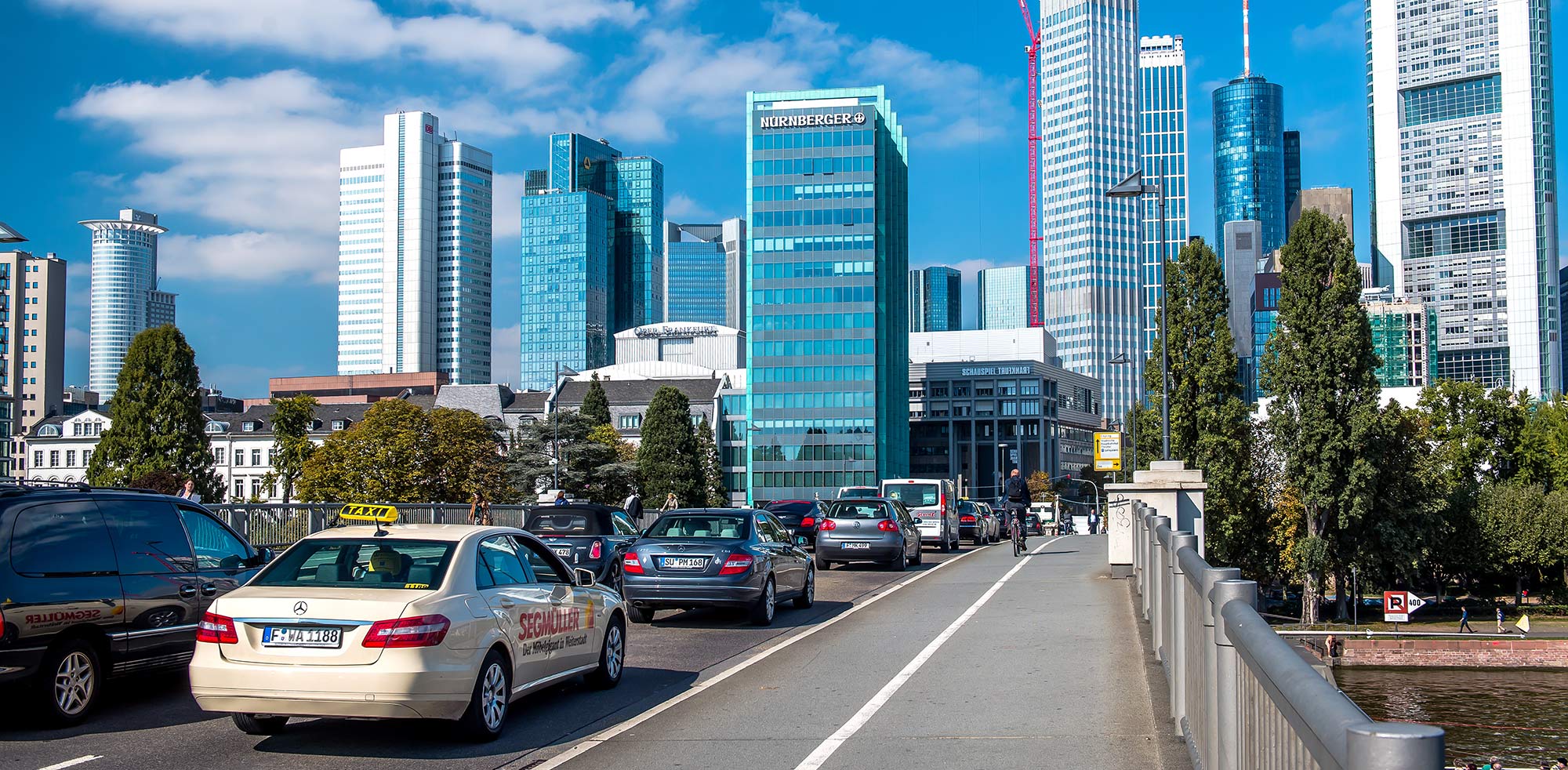 AvD Pressemeldung - Wirtschaft fordert bessere Beachtung im Masterplan Mobilität FrankfurtCopyright (c) 2015 Alex Tihonovs/Shutterstock. No use without permission. (Photographer)